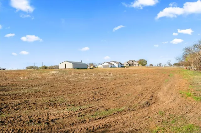 $449,900 | 396 Bobcat Road, Sanger, TX 76266