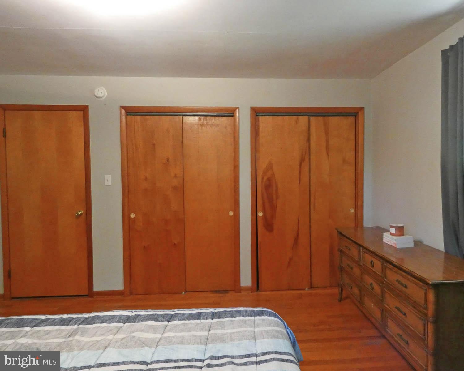 271 Fort Mott Road Pennsville, NJ 08070 - Photo 31 of 45 a view of a room with door