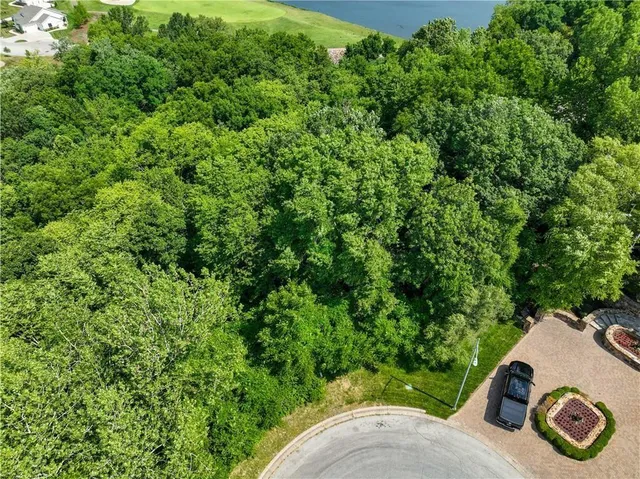 $130,000 | 6540 Ridge Road, Parkville, MO 64152