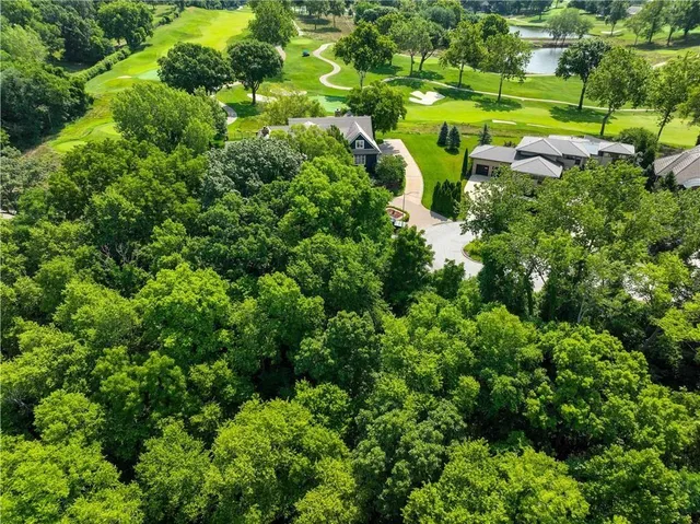 $130,000 | 6540 Ridge Road, Parkville, MO 64152