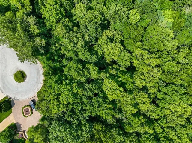 $130,000 | 6540 Ridge Road, Parkville, MO 64152