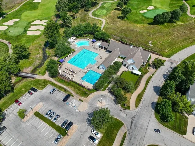 $130,000 | 6540 Ridge Road, Parkville, MO 64152