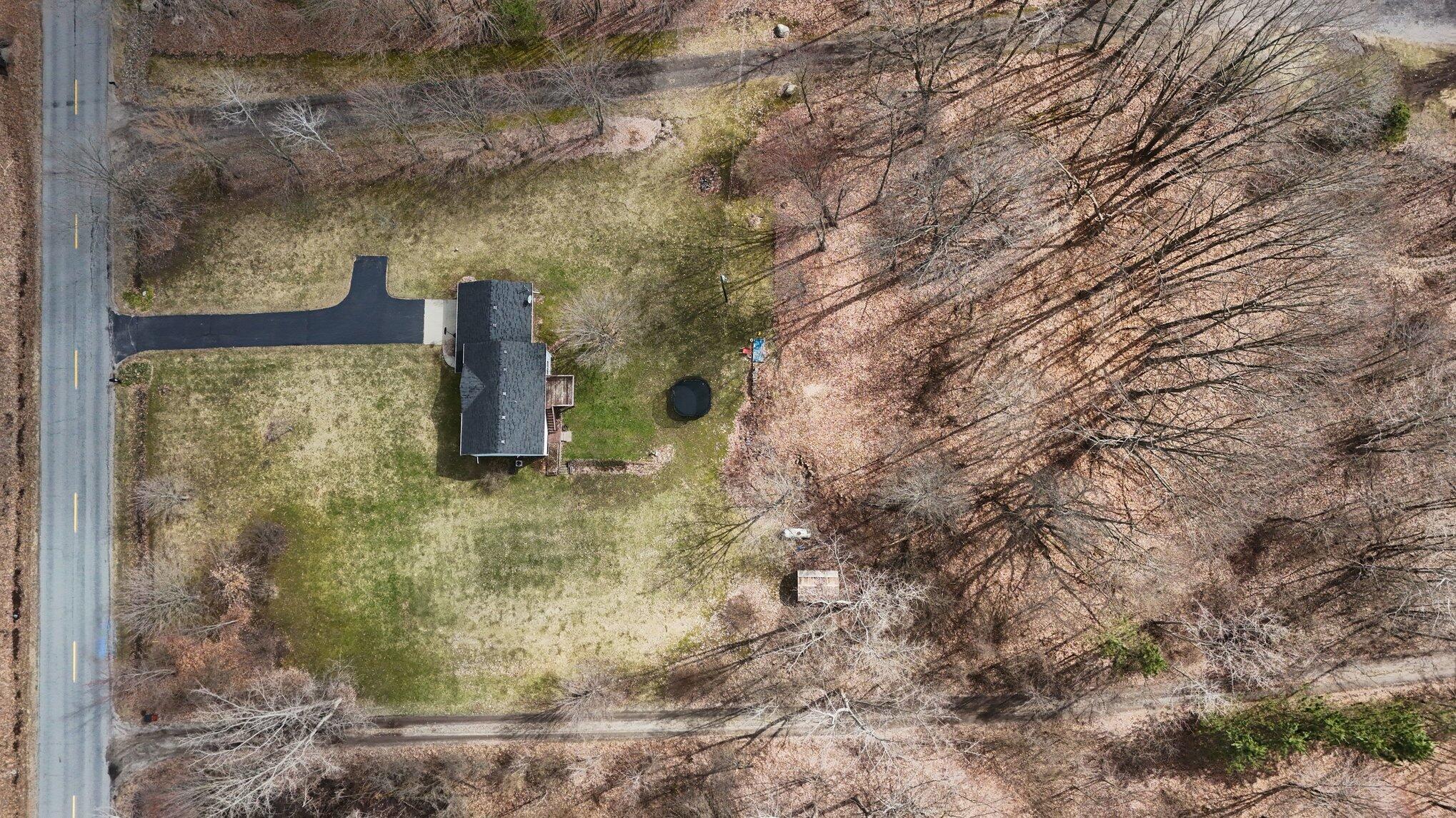 7460 15 Mile Road Northeast Cedar Springs, MI 49319 - Photo 31 of 34 029_file_8078