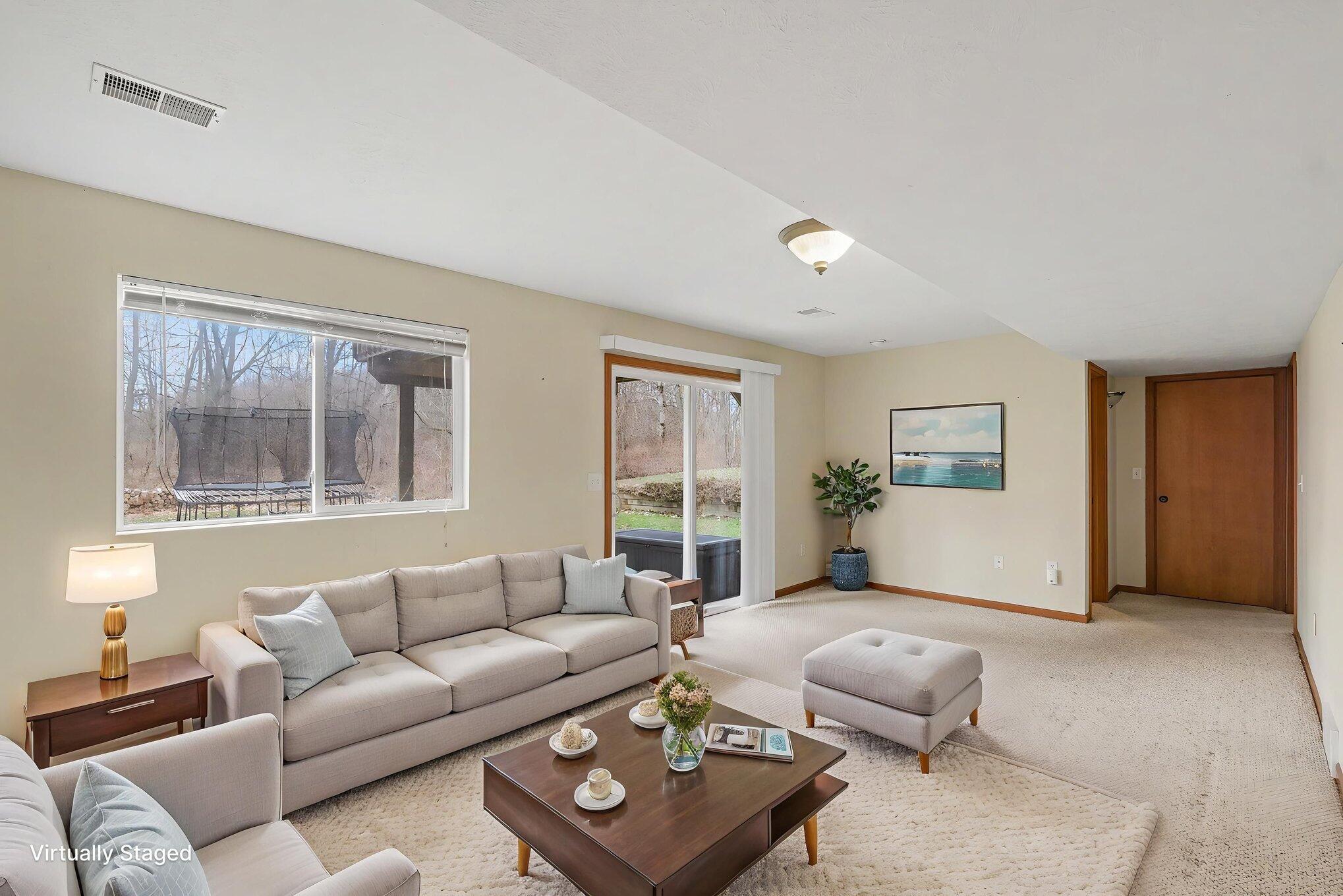 7460 15 Mile Road Northeast Cedar Springs, MI 49319 - Photo 8 of 34 034_file_2197