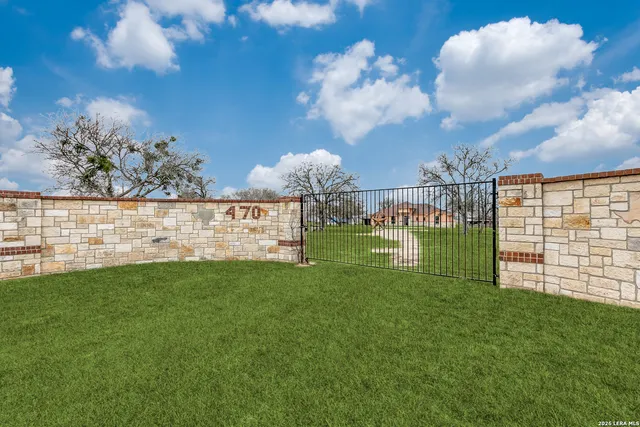 $635,000 | 470 Blue Quail, Lytle, TX 78052