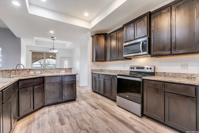 $635,000 | 470 Blue Quail, Lytle, TX 78052