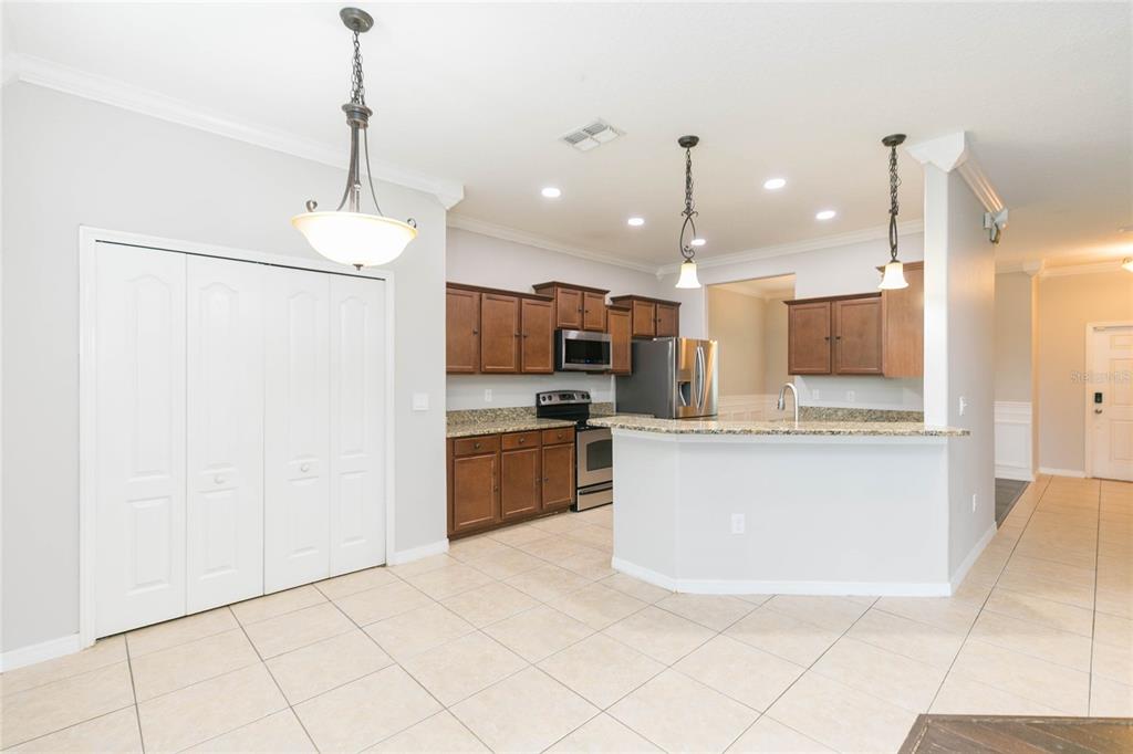 515 Vista Ridge Drive Ruskin, FL 33570 - Photo 15 of 57