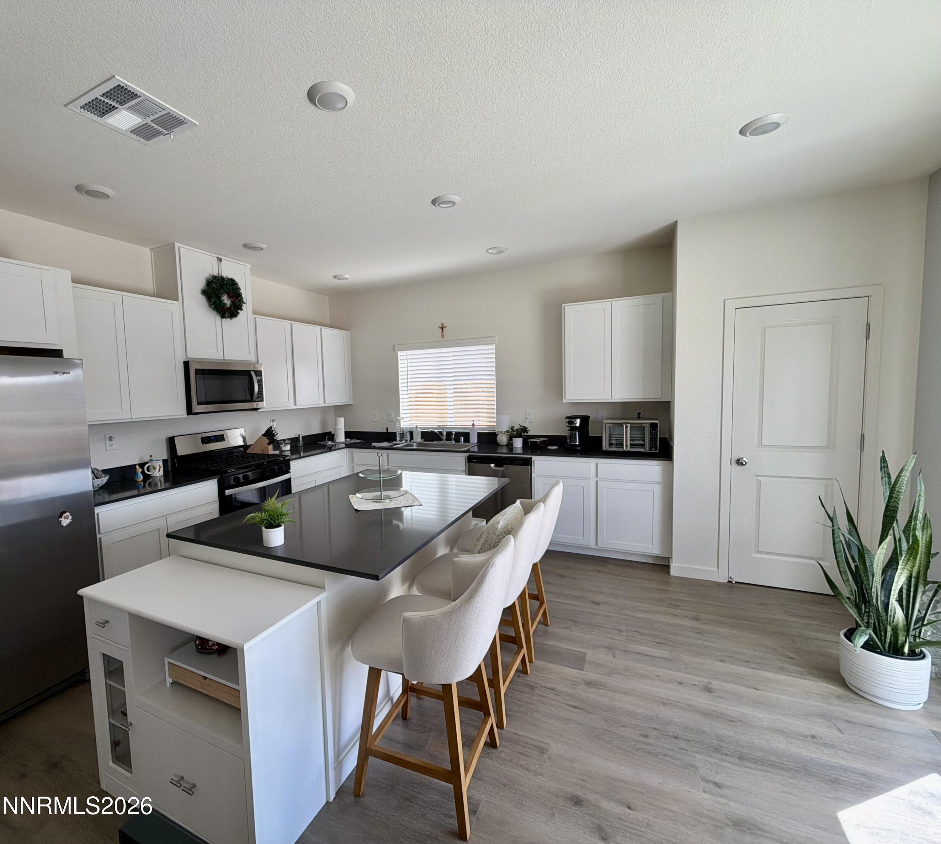 7485 Capstone Drive Reno, NV 89506 - Photo 13 of 31 AE951961-9C97-46E7-A0F4-88426ED5FBE6