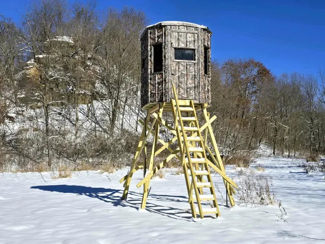 $1,317,900 | 190.81-acres Deere Path Lane, Richland Center, WI 53581