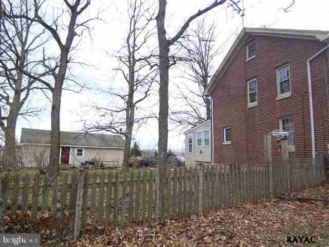 2450 Biglerville Road Gettysburg, PA 17325 - Photo 3 of 36 Gallery Image 3