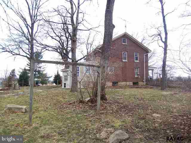 2450 Biglerville Road Gettysburg, PA 17325 - Photo 8 of 36 Gallery Image 8