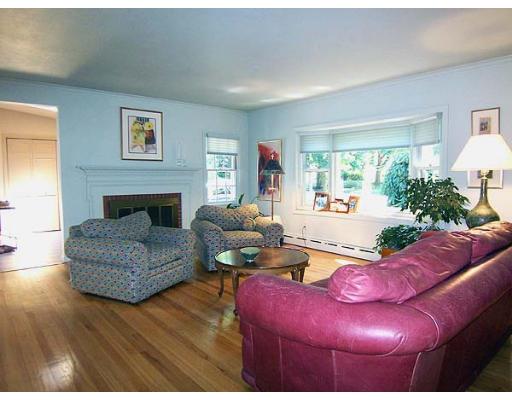 66 Crescent Road Longmeadow, MA 01106 - Photo 8 of 24 Gallery Image 8