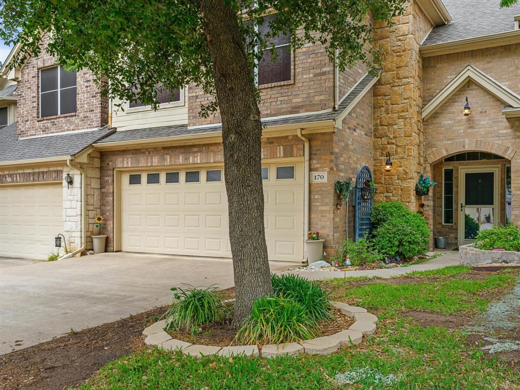 170 Greathouse Village Decatur, TX 76234 - Photo 8 of 40