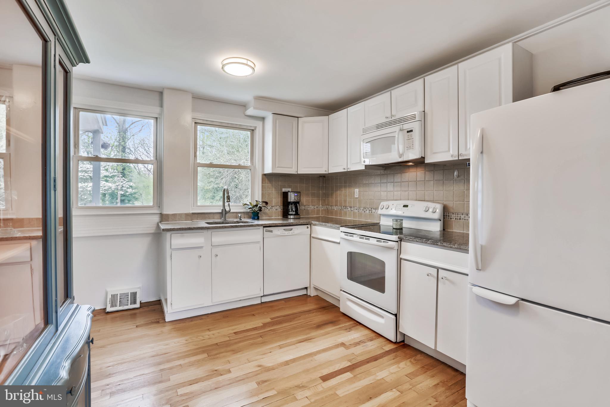 2913 Jennings Road Kensington, MD 20895 - Photo 12 of 52