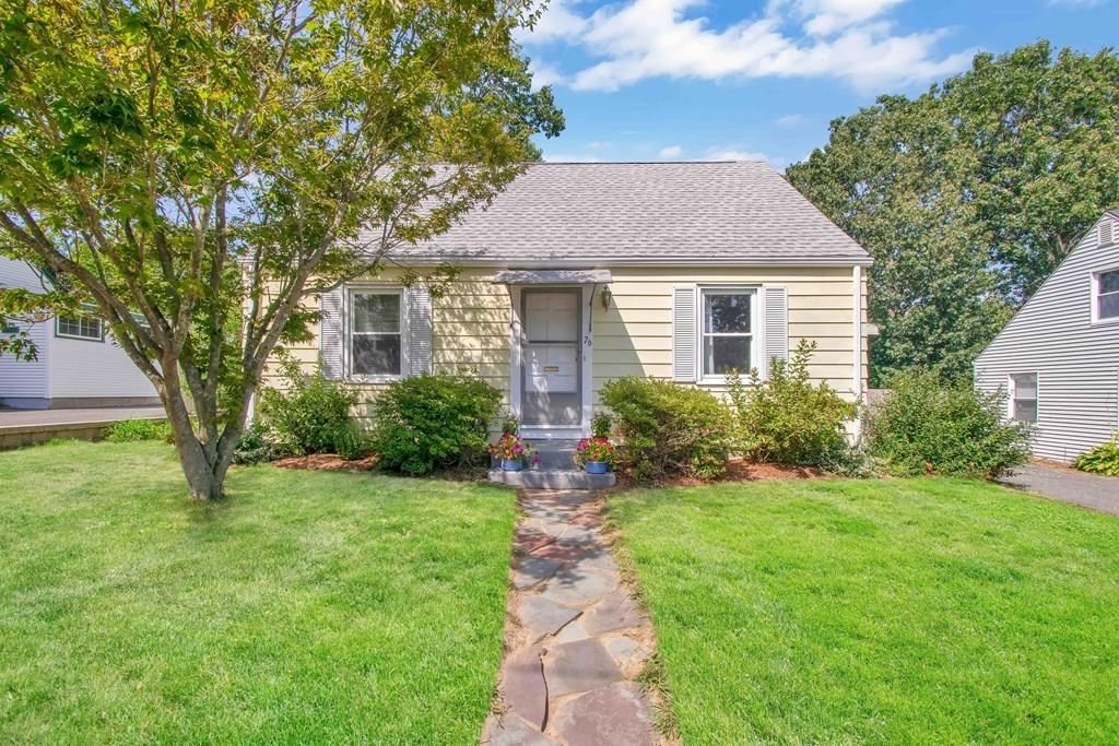 76 Surrey Road Springfield, MA 01118 - Photo 3 of 42