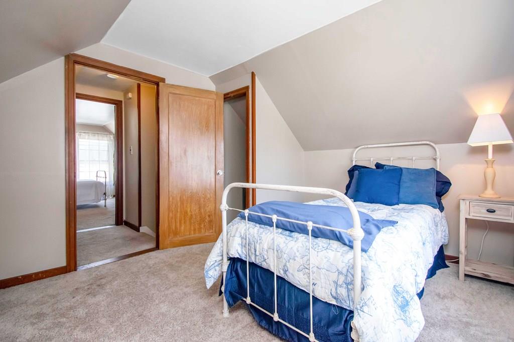 76 Surrey Road Springfield, MA 01118 - Photo 39 of 42