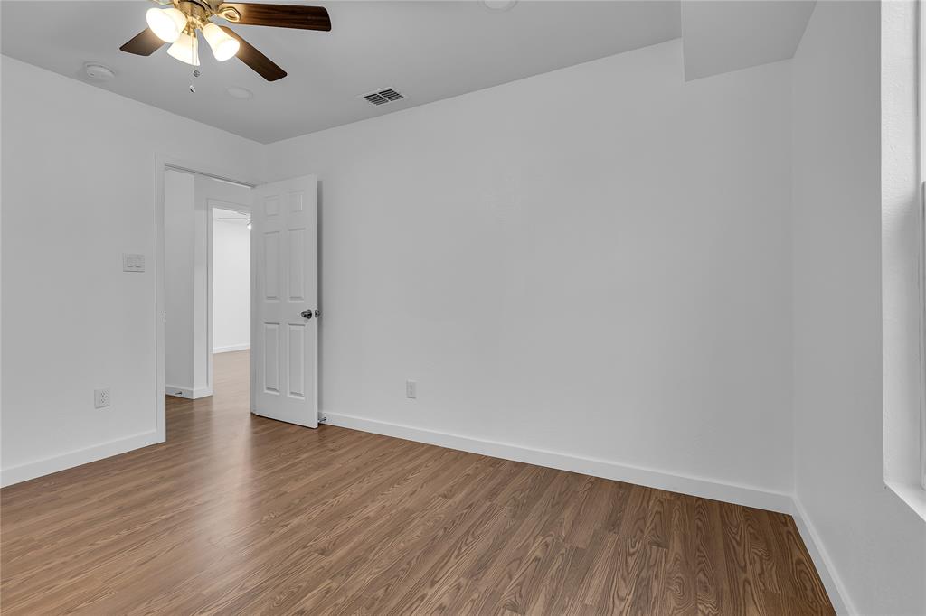 208 Kay Lane Saginaw, TX 76179 - Photo 15 of 25