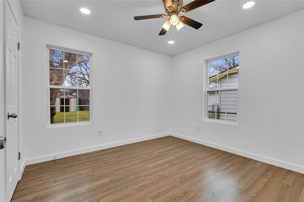 208 Kay Lane Saginaw, TX 76179 - Photo 16 of 25