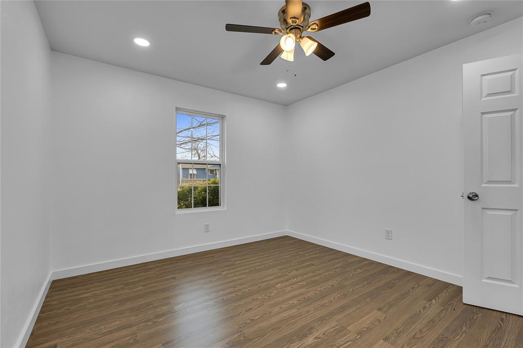 208 Kay Lane Saginaw, TX 76179 - Photo 21 of 25