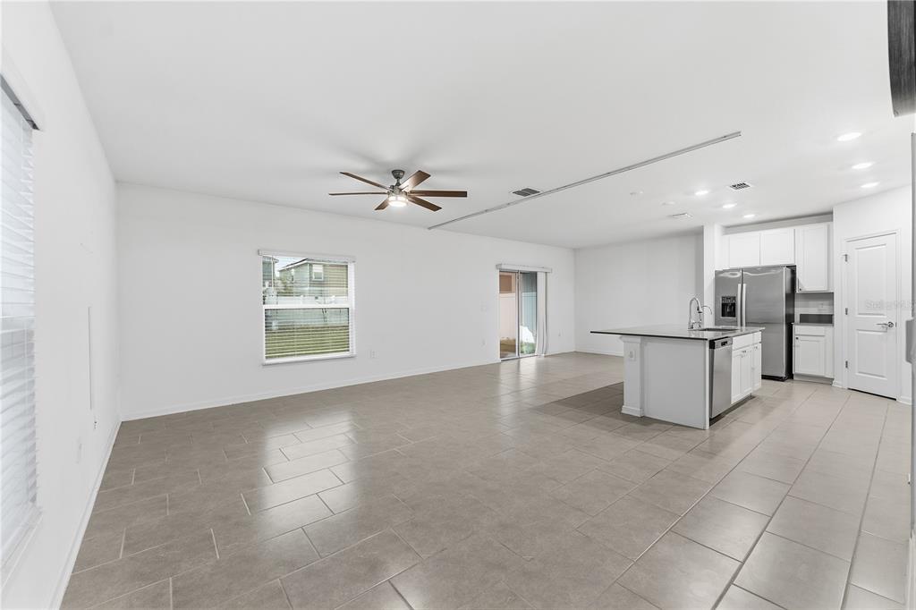 1126 James Paul Road Davenport, FL 33837 - Photo 5 of 32