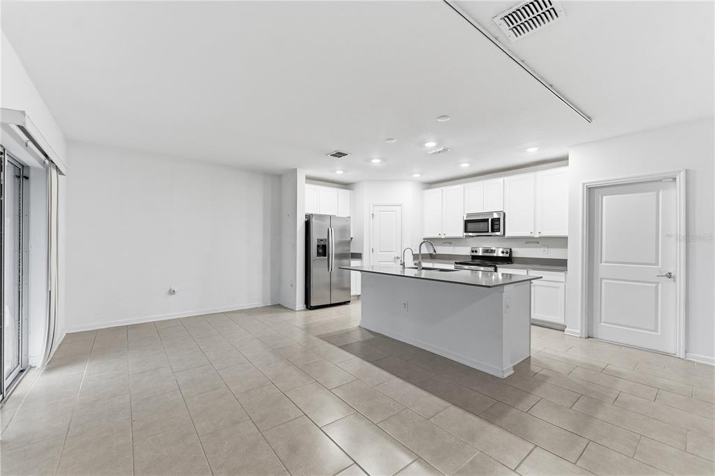 1126 James Paul Road Davenport, FL 33837 - Photo 8 of 32