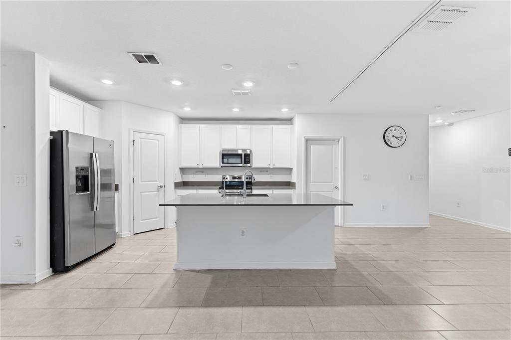 1126 James Paul Road Davenport, FL 33837 - Photo 9 of 32