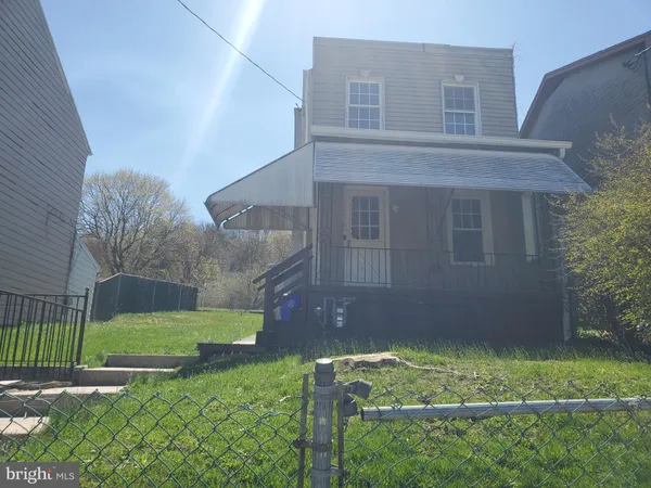 $1,300 | 1736 Fairview Street, Reading, PA 19606