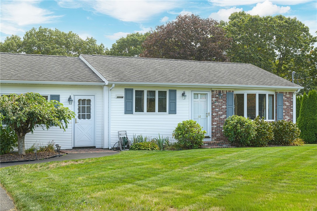 31 Avice Street Narragansett, RI 02882 - Photo 14 of 39