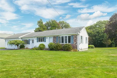 $929,000 | 31 Avice Street, Narragansett, RI 02882