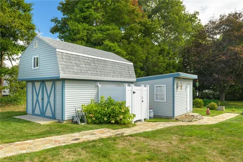 $929,000 | 31 Avice Street, Narragansett, RI 02882