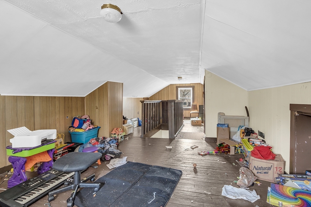 27-29 Catacunemaug Road Shirley, MA 01464 - Photo 18 of 35 Gallery Image 18