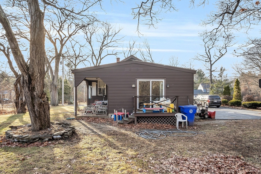 27-29 Catacunemaug Road Shirley, MA 01464 - Photo 21 of 35 Gallery Image 21