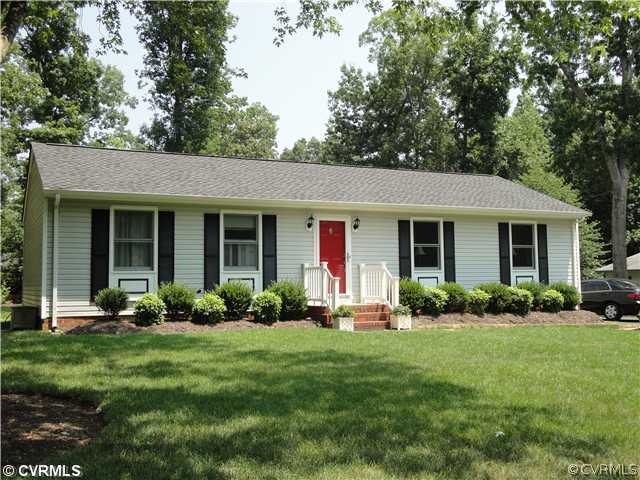1908 Graves Road Sandston, VA 23150 - Photo 1 of 12 Exterior Front