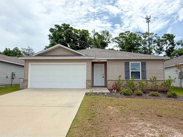 $1,850 | 6509 June Bug Drive, Milton, FL 32583