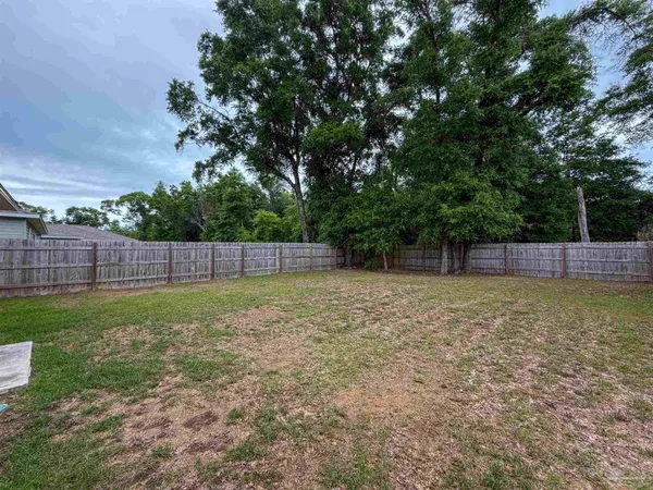 $1,850 | 6509 June Bug Drive, Milton, FL 32583