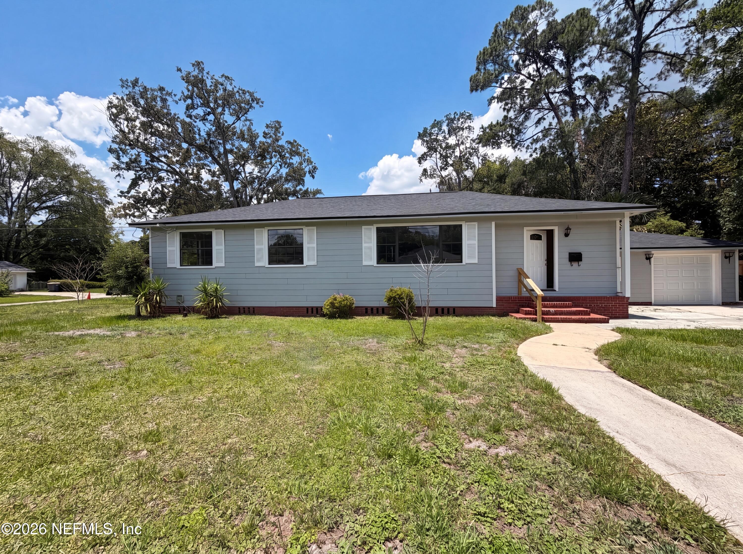 2742 Merwyn Road Jacksonville, FL 32207 - Photo 1 of 22 photo_01