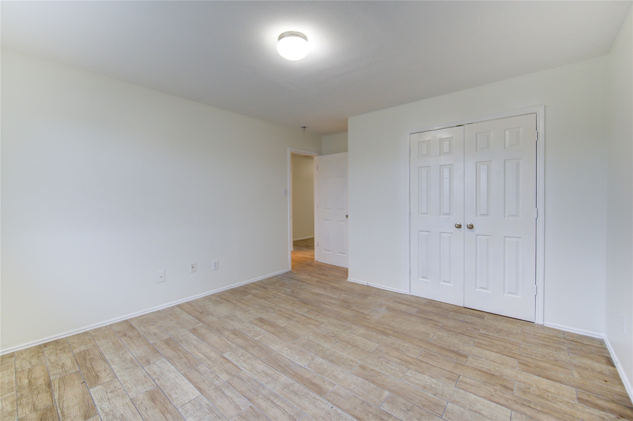 9926 Myrtle Field Lane Houston, TX 77044 - Photo 29 of 34