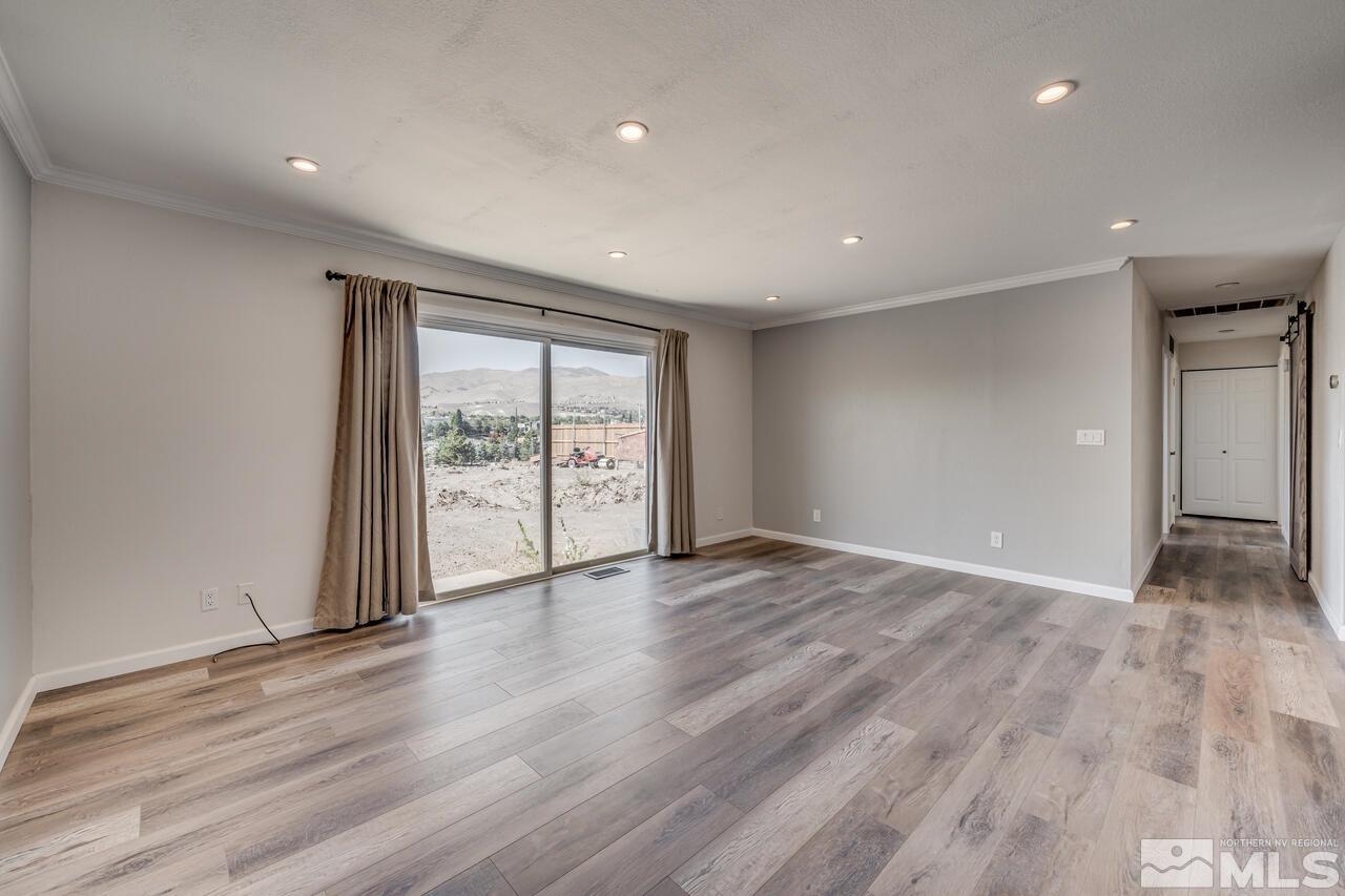 3369 Heights Reno, NV 89503 - Photo 11 of 29 Photo 11