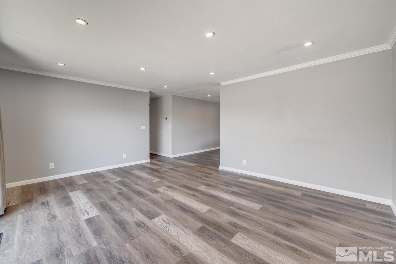 3369 Heights Reno, NV 89503 - Photo 12 of 29 Photo 12