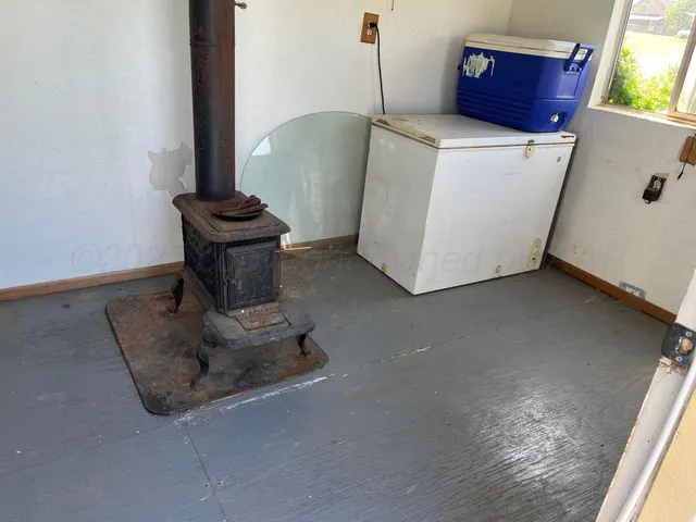 $145,000 | 239 Francklyn Drive, Howardwick, TX 79226