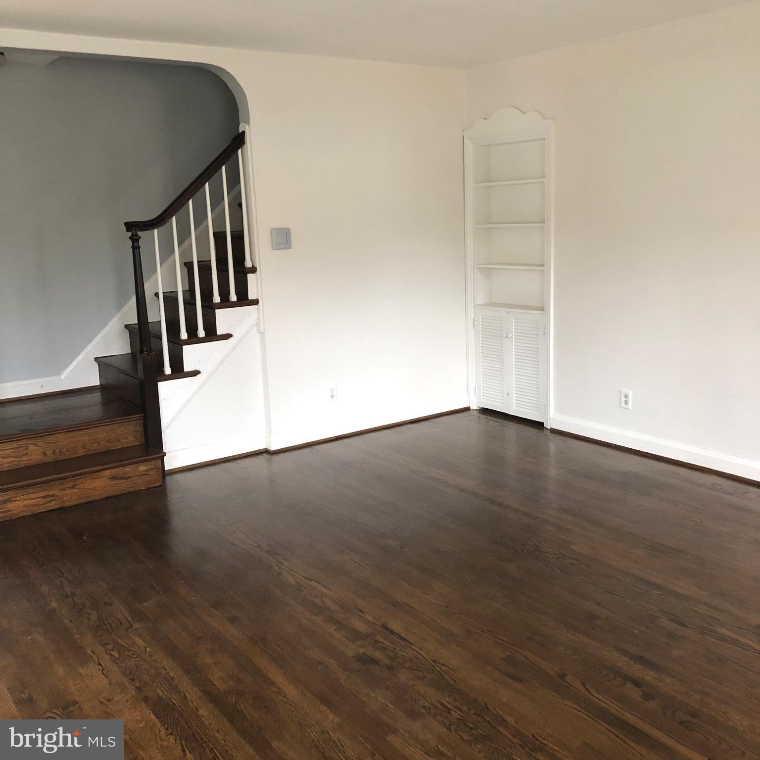 3601 Delverne Road Baltimore, MD 21218 - Photo 8 of 15 Living Room