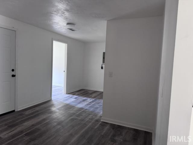 8436 Highway 32 Anderson, IN 46017 - Photo 16 of 25