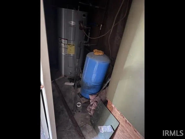 $1,050 | 8436 Highway 32, Anderson, IN 46017