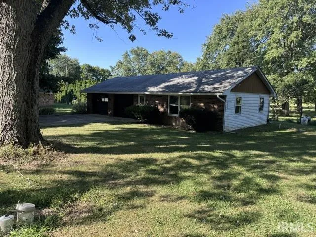 $1,050 | 8436 Highway 32, Anderson, IN 46017
