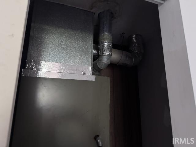 8436 Highway 32 Anderson, IN 46017 - Photo 21 of 25