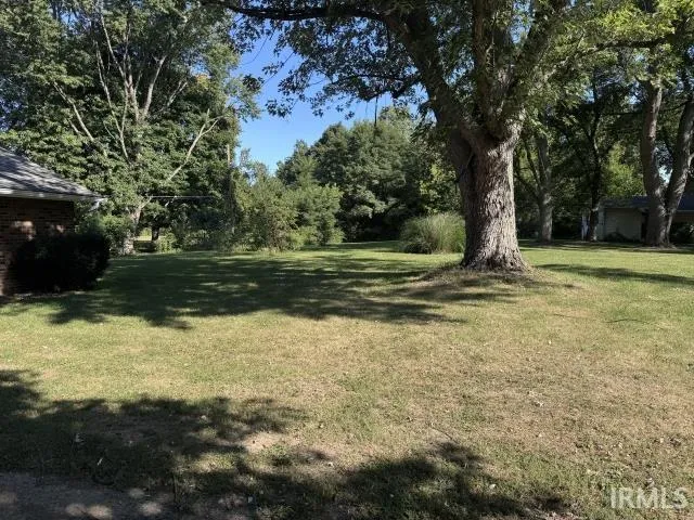 $1,050 | 8436 Highway 32, Anderson, IN 46017