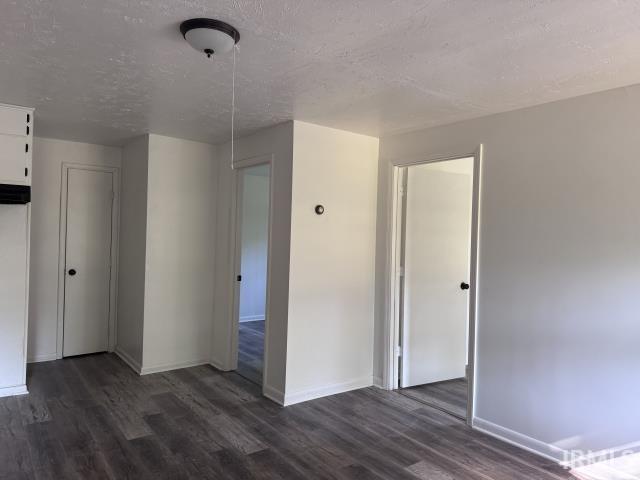 8436 Highway 32 Anderson, IN 46017 - Photo 5 of 25