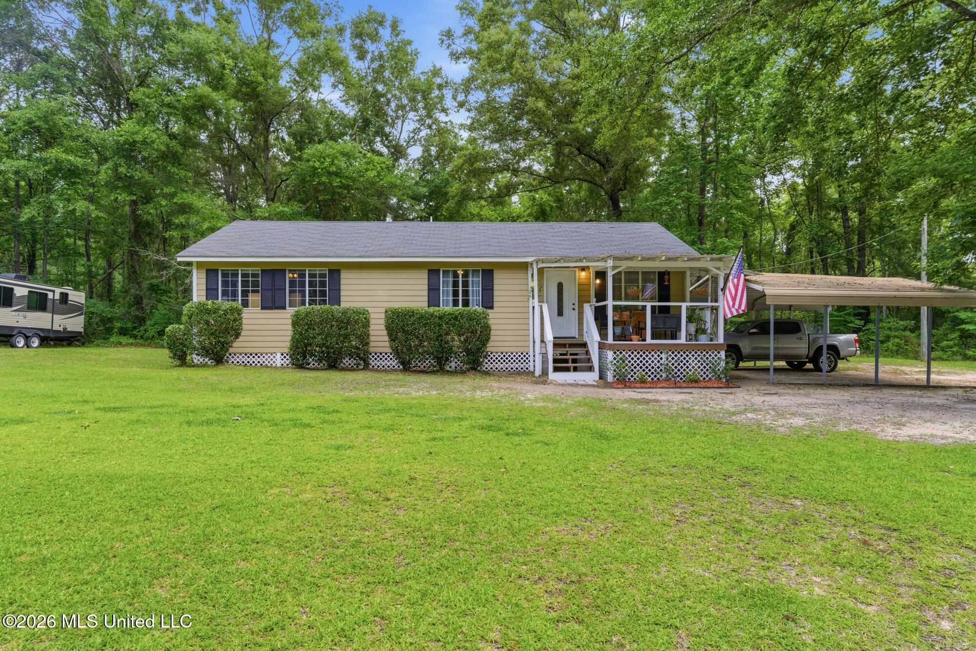 198 Leffler Road Hattiesburg, MS 39401 - Photo 3 of 43 3_dsc09202