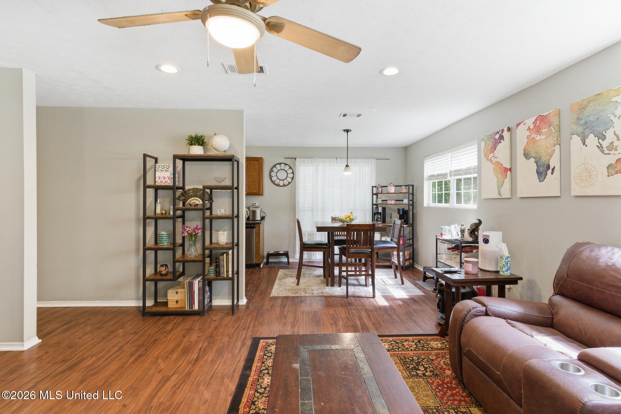 198 Leffler Road Hattiesburg, MS 39401 - Photo 7 of 43 7_dsc09217