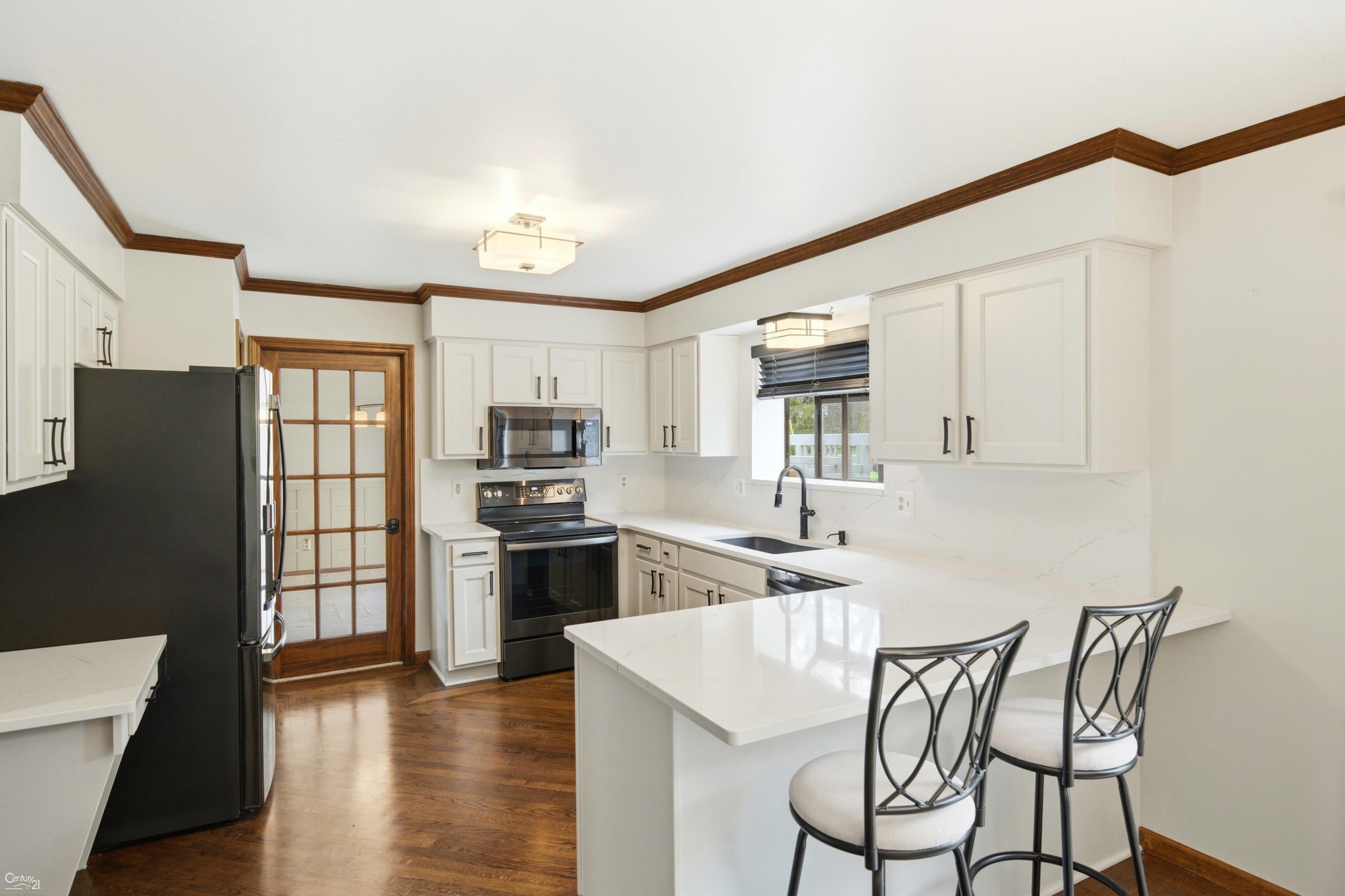 1095 Hathaway Rising Rochester Hills, MI 48306 - Photo 36 of 74 Gallery Image 36